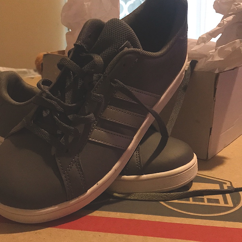 Boys size 3 new in a box